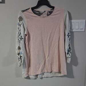 John Mark Pink and Cream Floral Sleeve Top